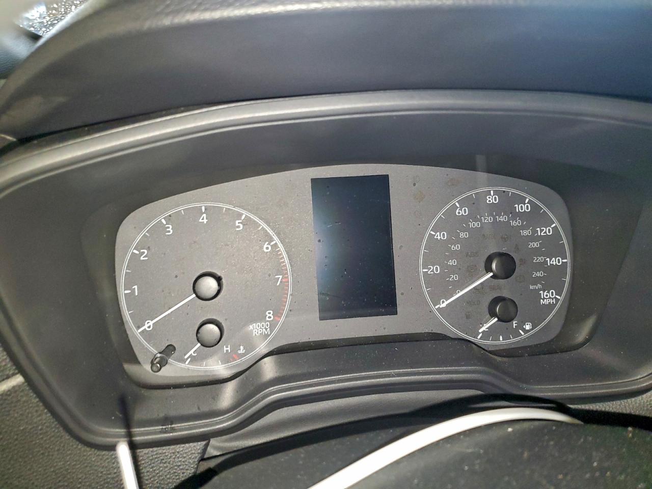 Toyota Corolla Le Image 9