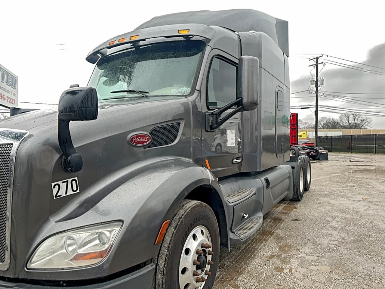 Peterbilt 579 Image 2