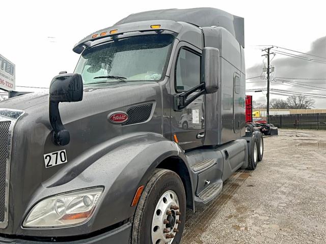 Peterbilt 579 Image 2