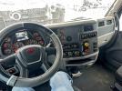 Peterbilt 579 Image 9