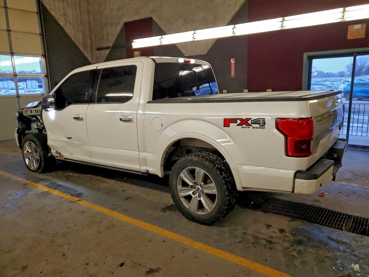 Ford F-150 Supercrew Image 3