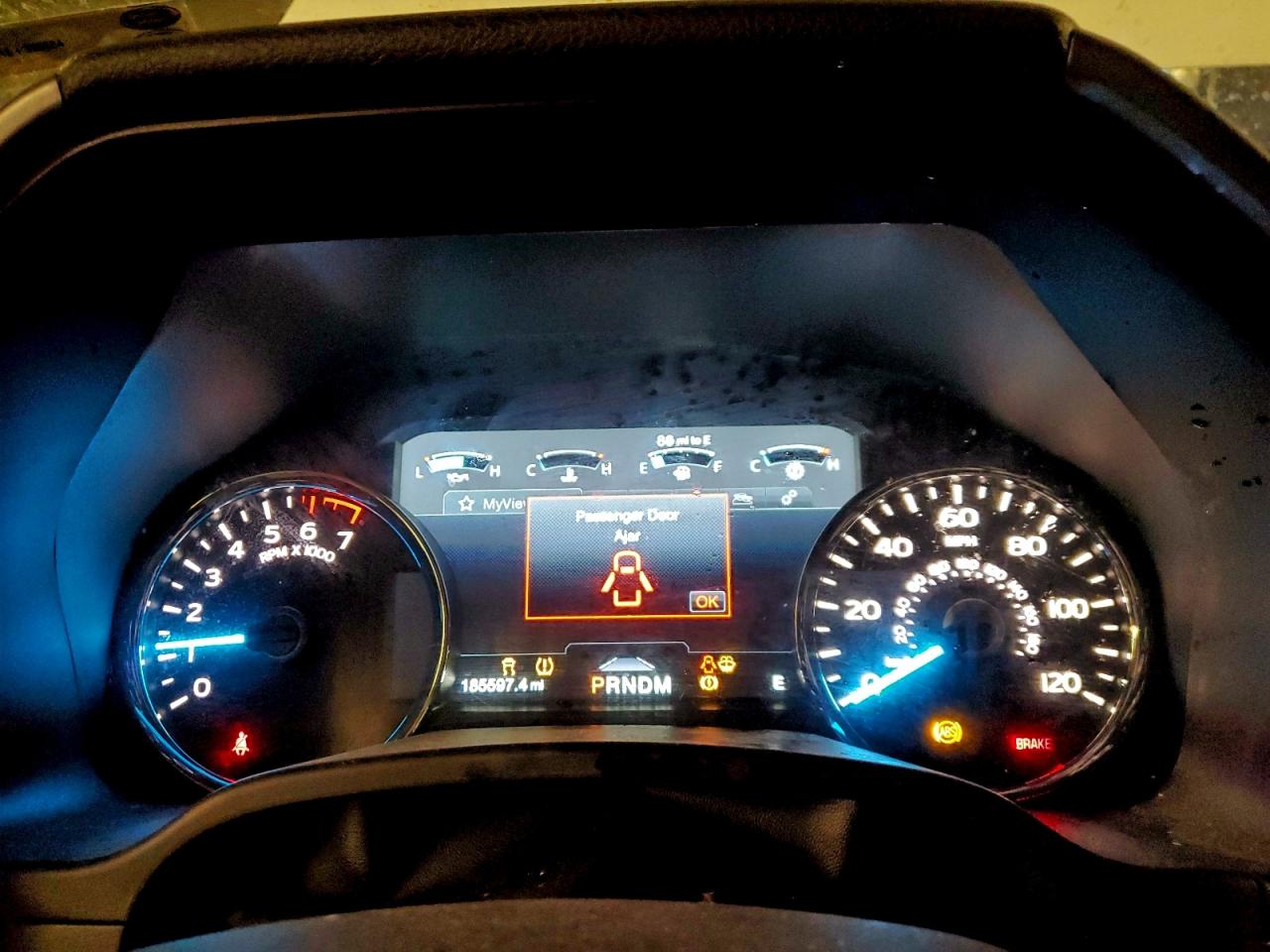 Ford F-150 Supercrew Image 11