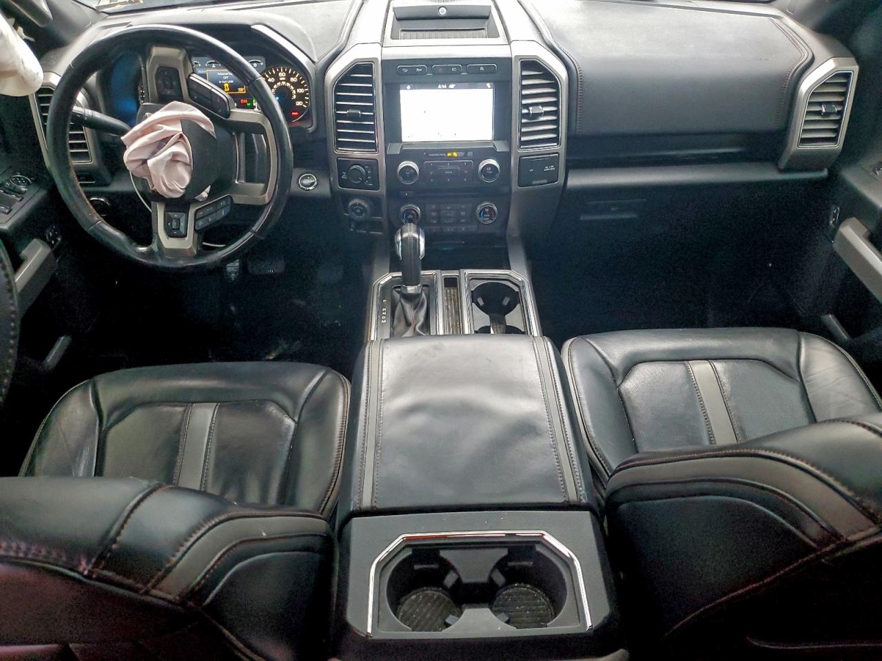 Ford F-150 Supercrew Image 4