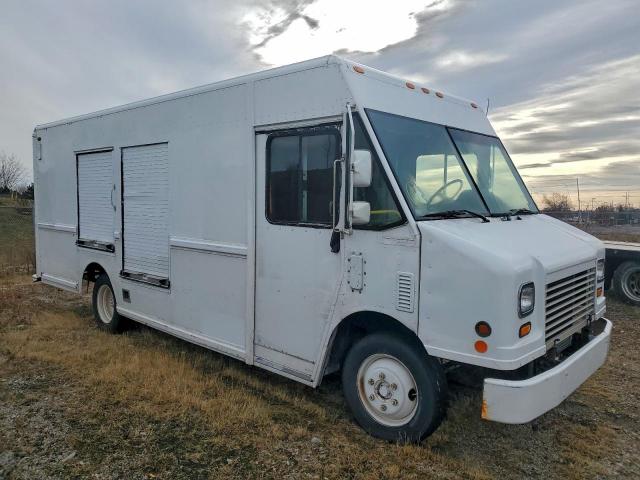 Freightliner Chassis M M Line Walk-in Van Image 5