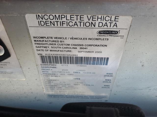 Freightliner Chassis M M Line Walk-in Van Image 12