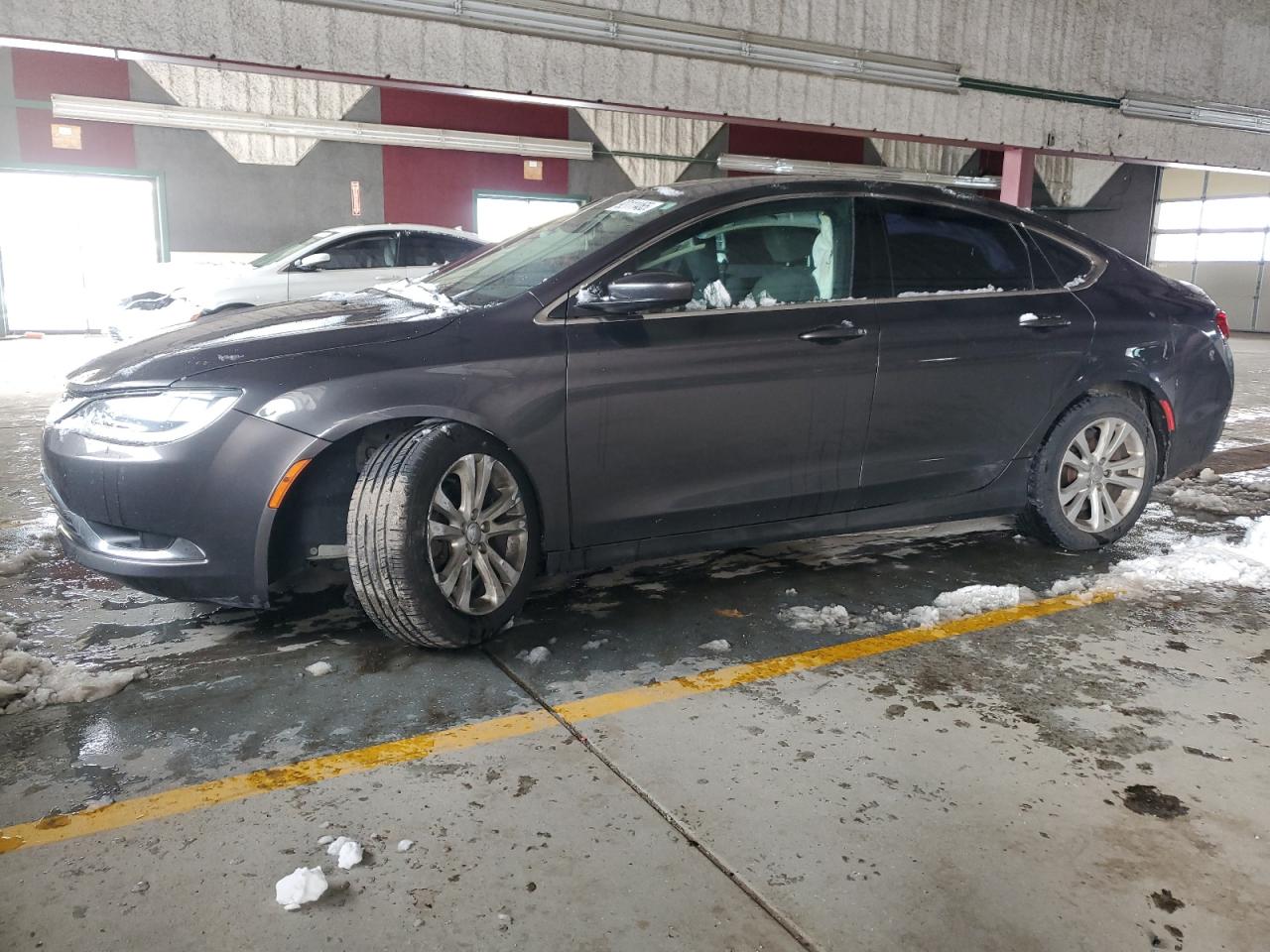 Chrysler 200 Limited Image 1