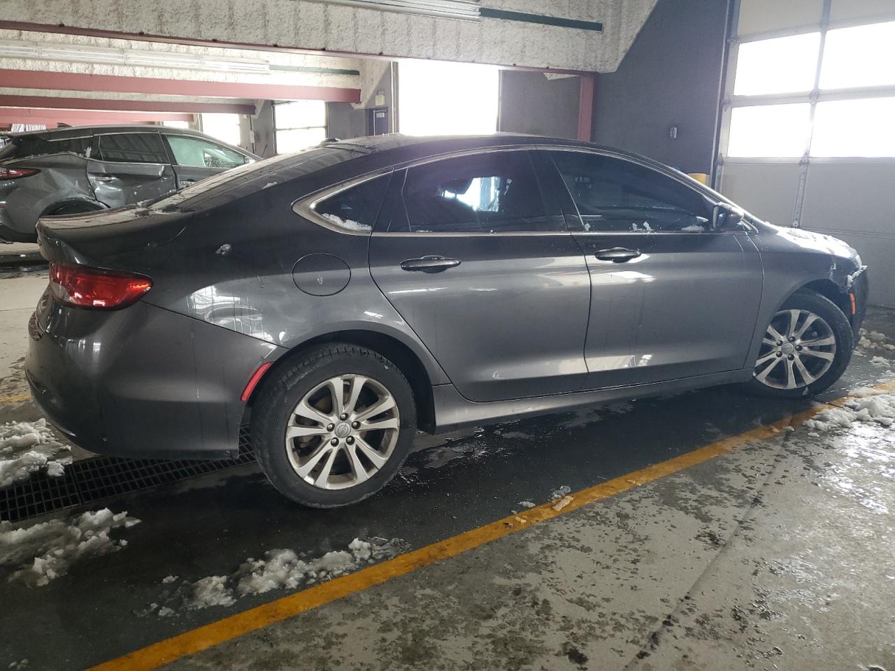 Chrysler 200 Limited Image 6