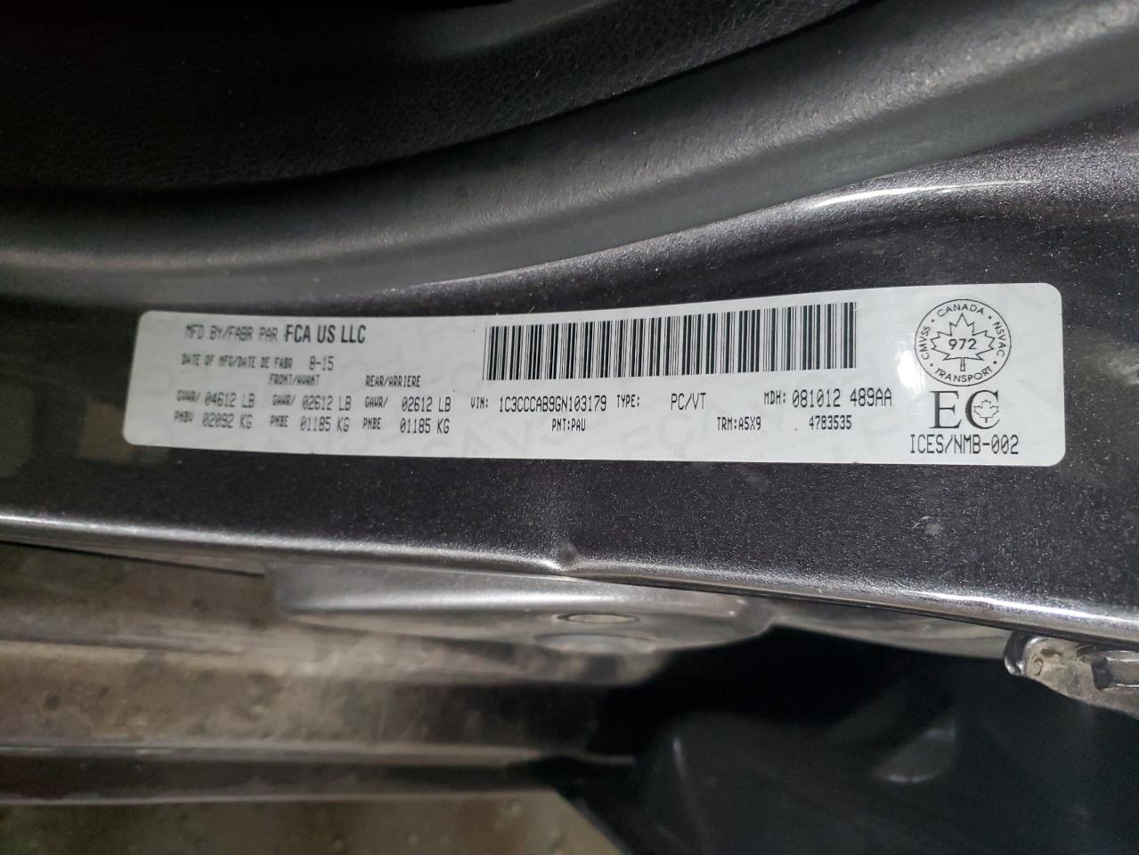 Chrysler 200 Limited Image 7