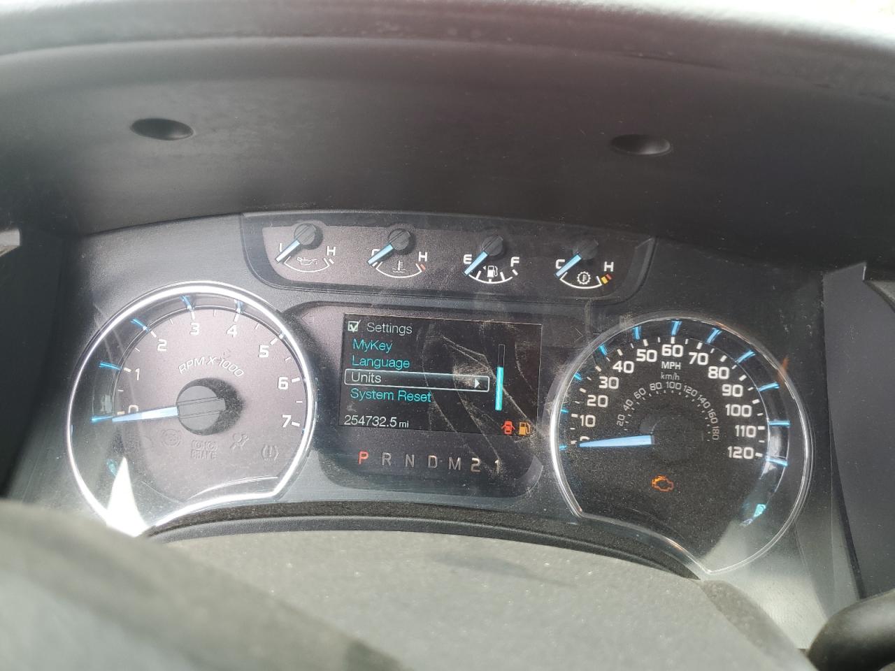 Ford F-150 Super Cab Image 9