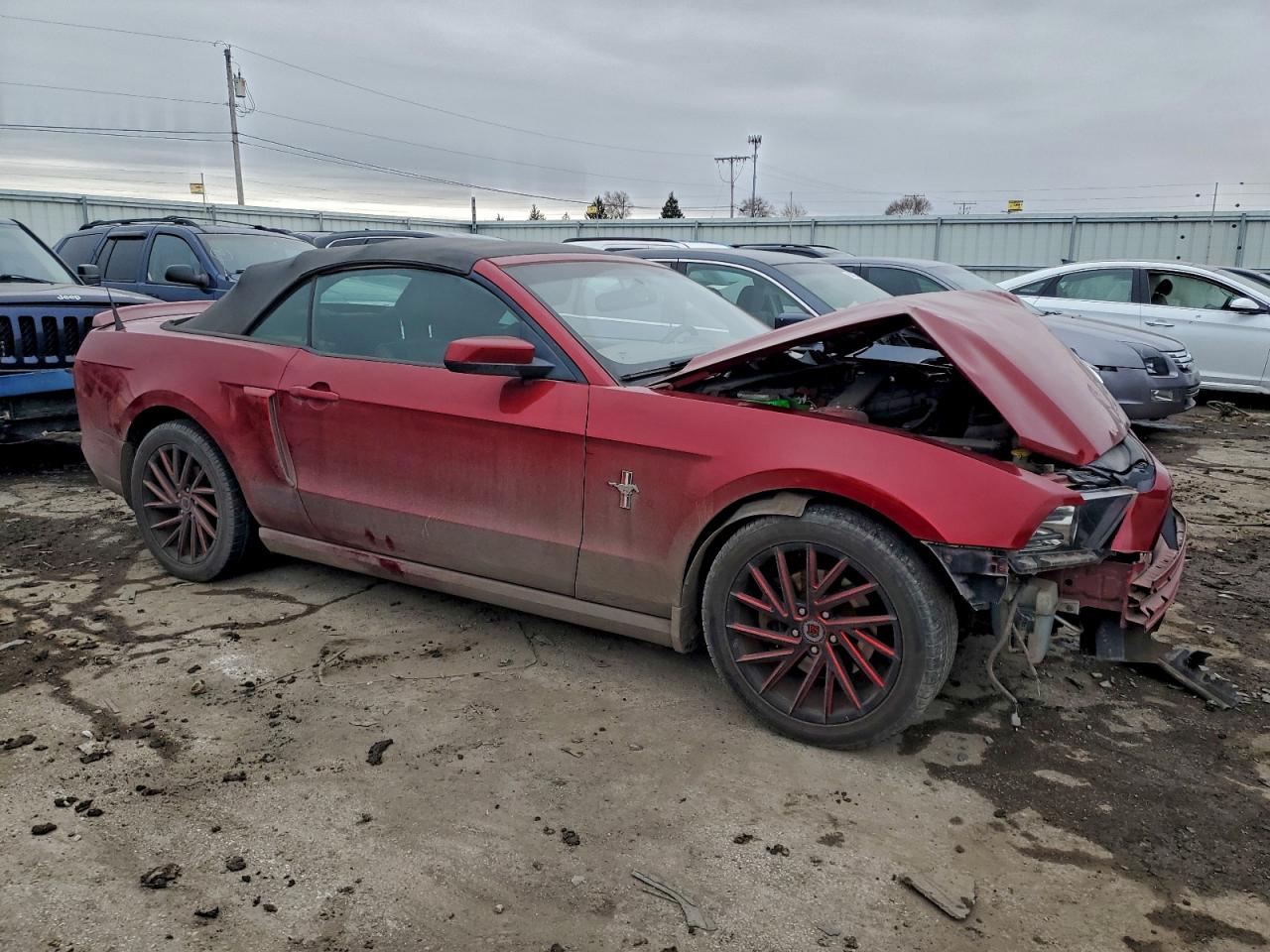 Ford Mustang Image 2