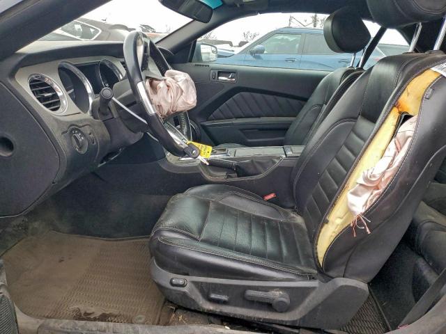 Ford Mustang Image 4