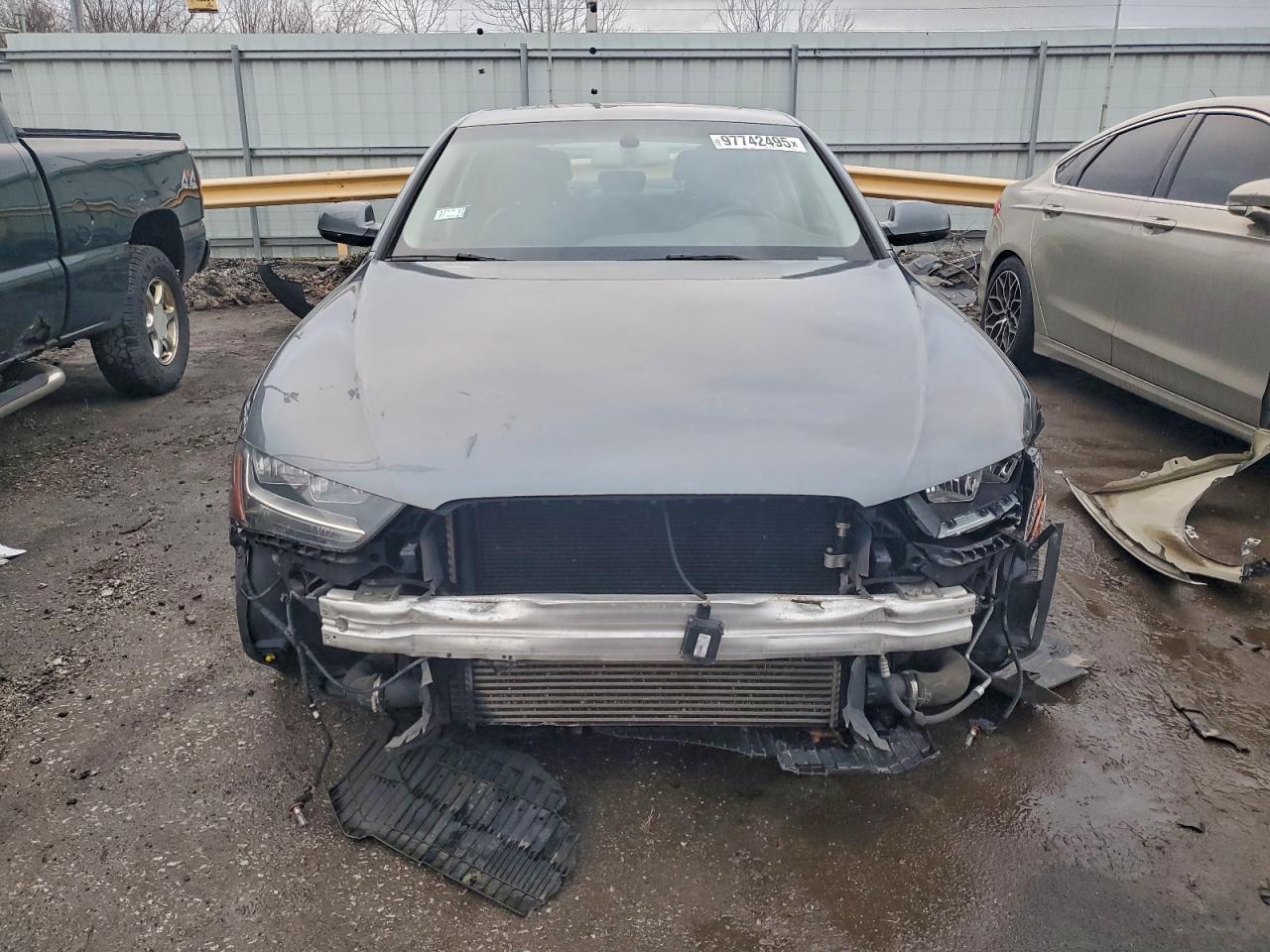 Audi A4 Premium Image 8