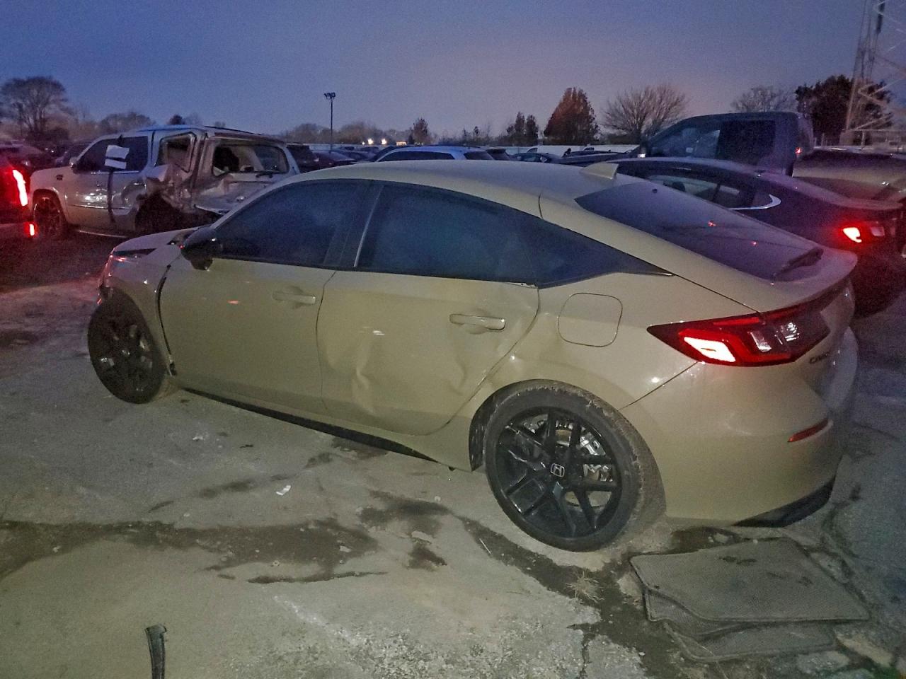 Honda Civic Sport Image 8