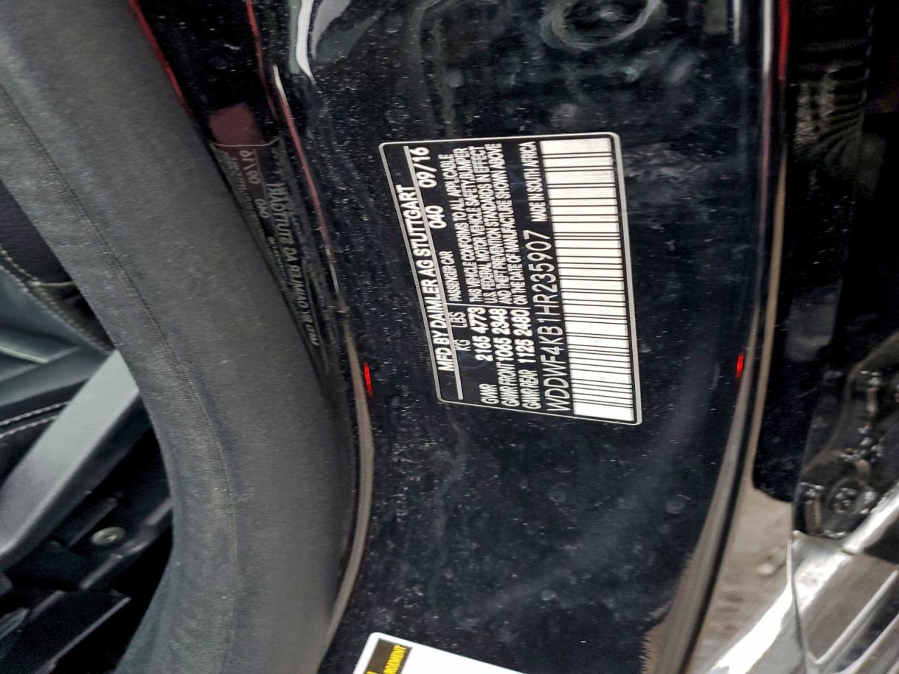 Mercedes-Benz C-Class 300 4matic Image 9