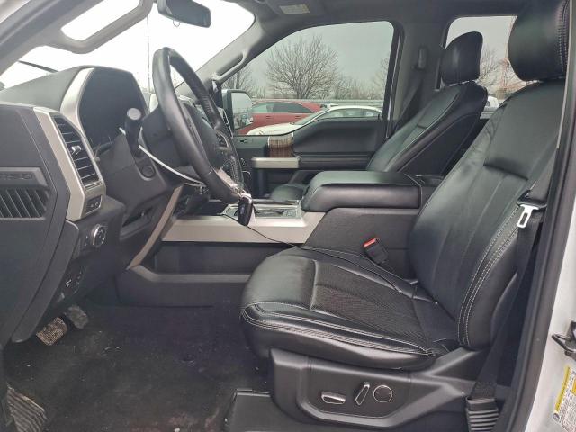 Ford F-150 Supercrew Image 12