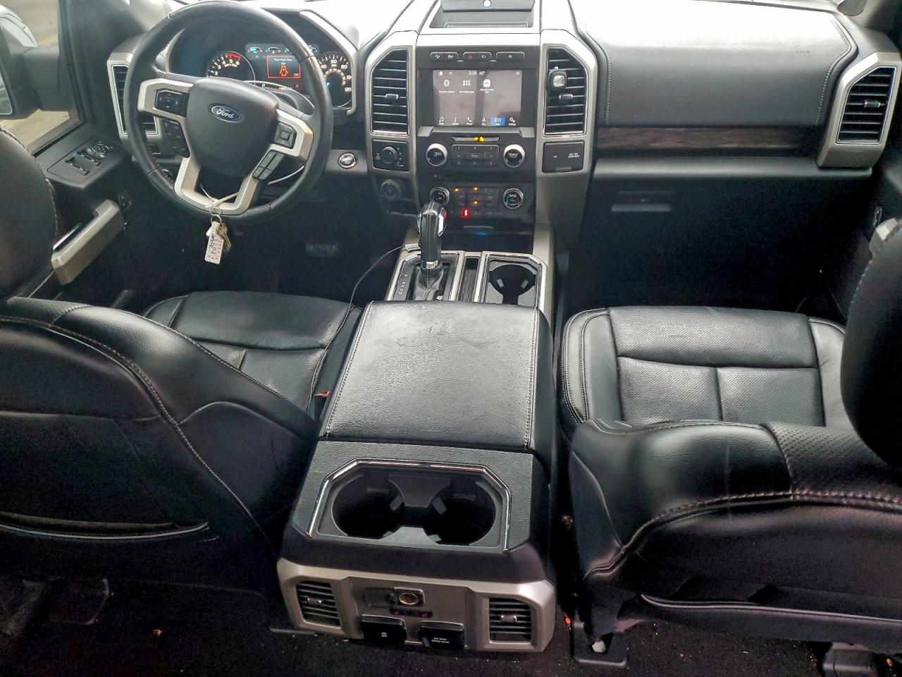 Ford F-150 Supercrew Image 5