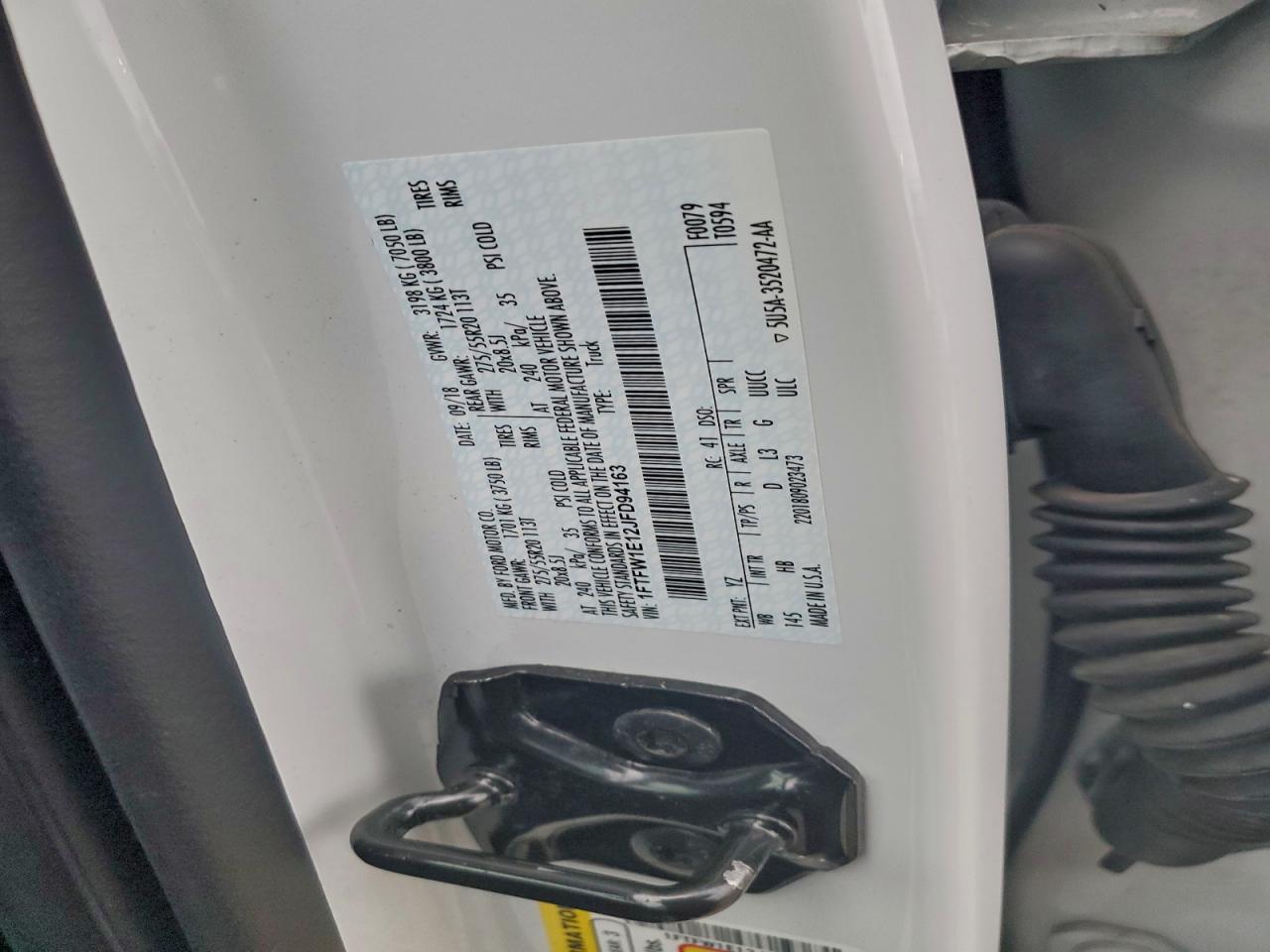 Ford F-150 Supercrew Image 11