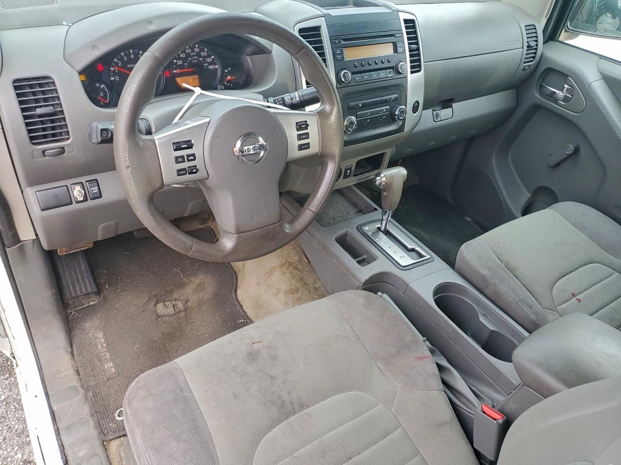 Nissan Frontier S Image 5