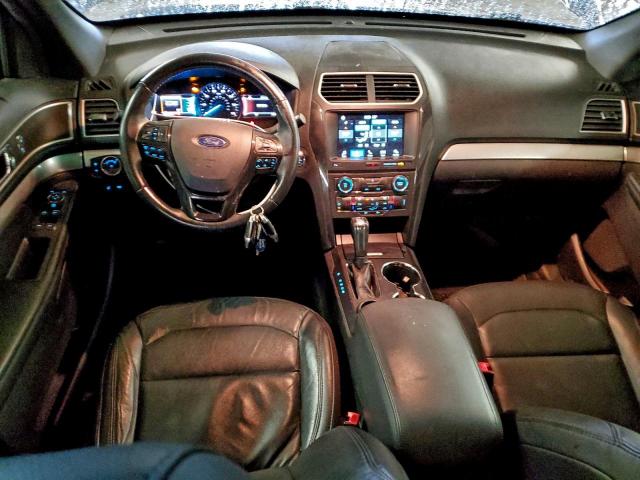 Ford Explorer Xlt Image 8