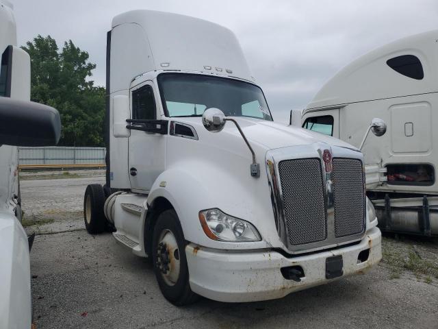  Salvage Kenworth Constructi