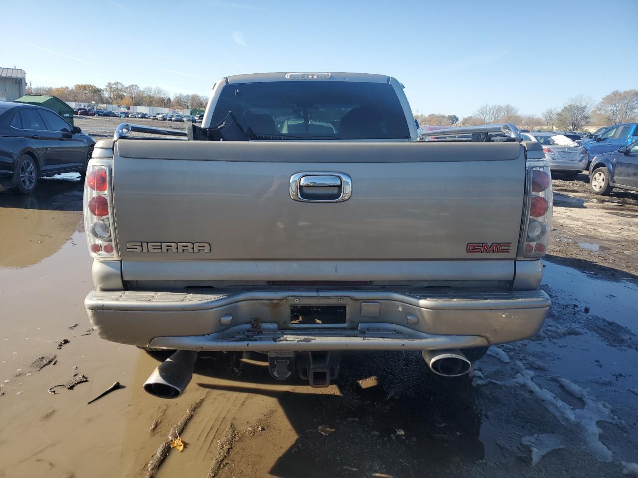 GMC Sierra K1500 Denali Image 5