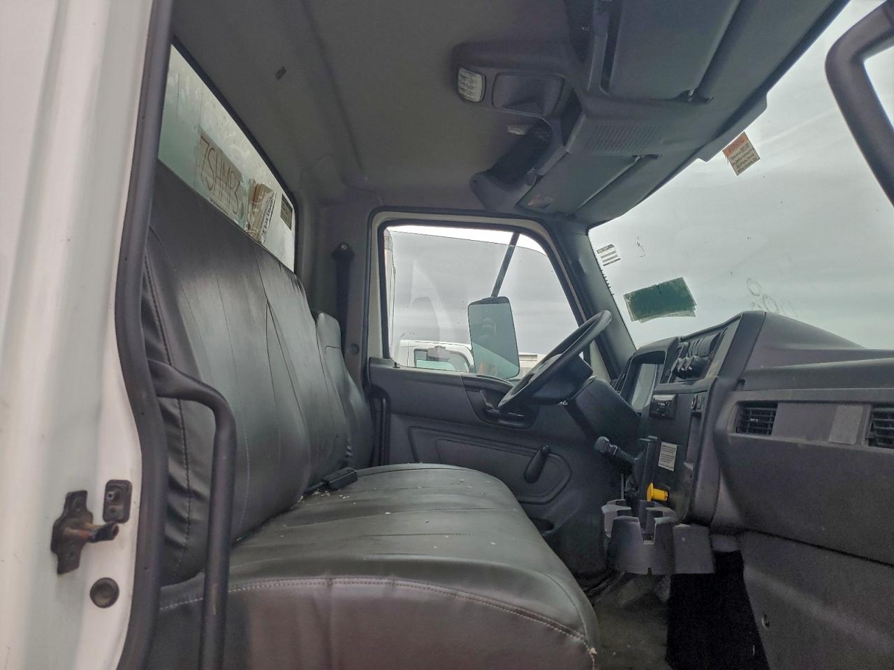 International Mv607 Image 8