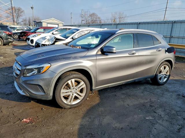  Salvage Mercedes-Benz GLA