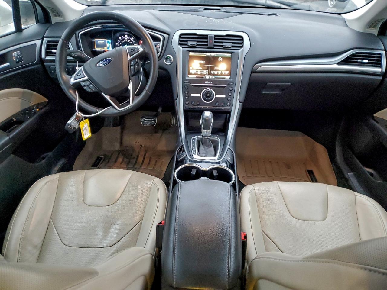 Ford Fusion Titanium Hev Image 5