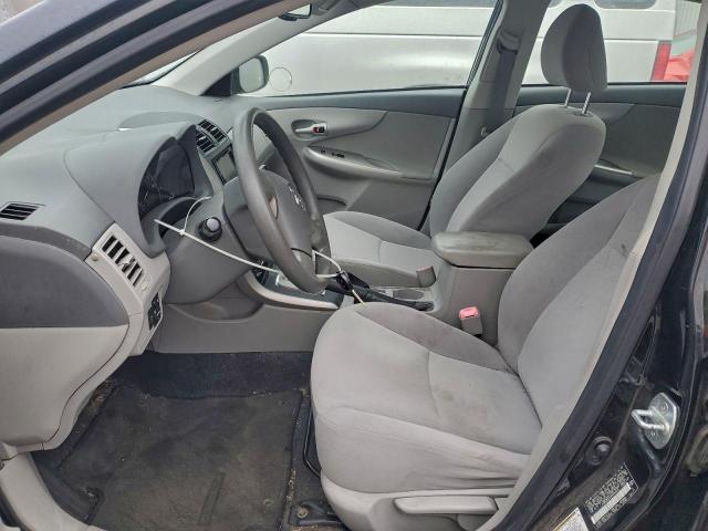 Toyota Corolla Base Image 7