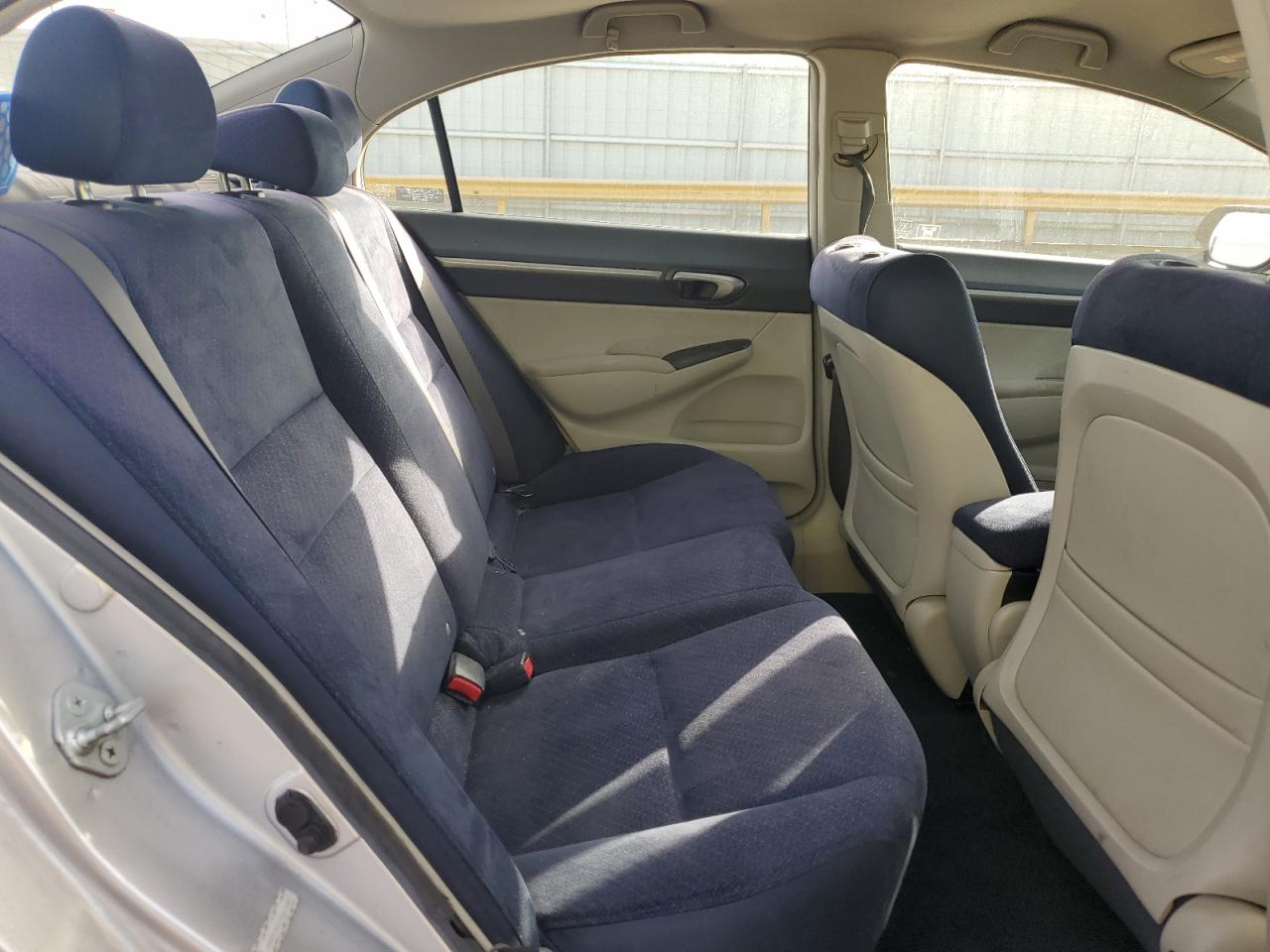 Honda Civic Hybrid Image 9