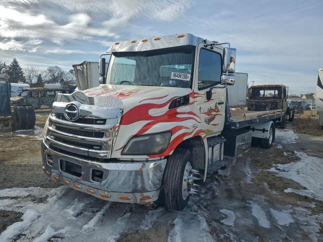 Hino 258 268 Image 10