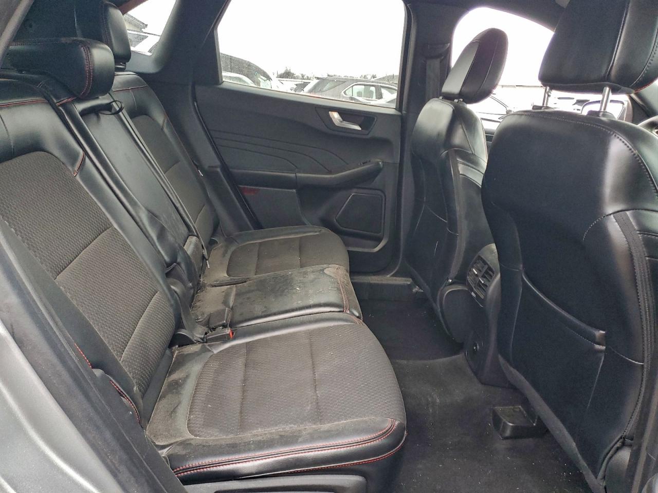 Ford Escape St Line Image 8