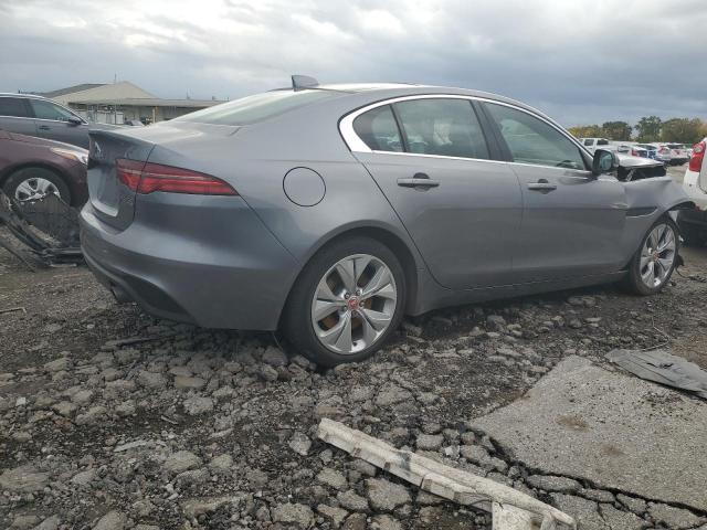 Jaguar XE S Image 2