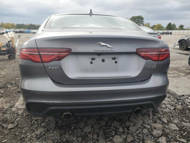 Jaguar XE S Image 10