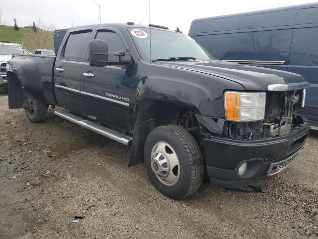 GMC Sierra K3500 Denali Image 3