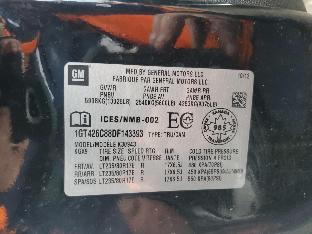 GMC Sierra K3500 Denali Image 11