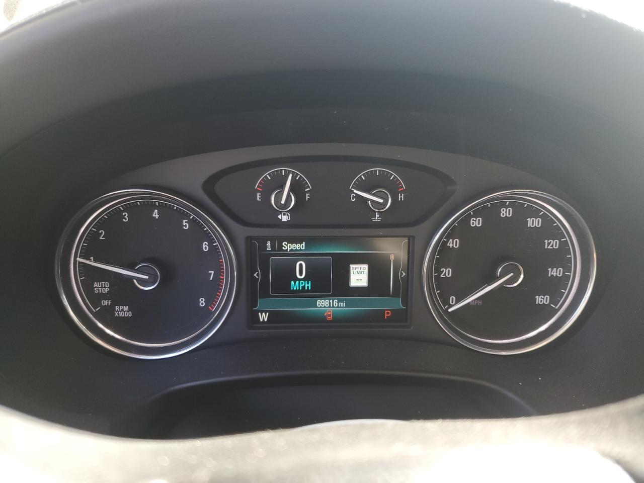 Buick Enclave Essence Image 8