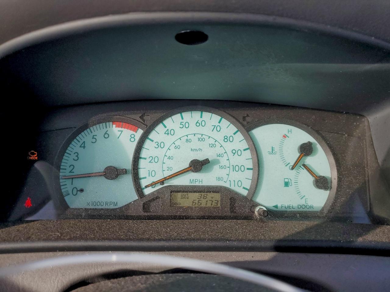 Toyota Corolla Ce Image 4