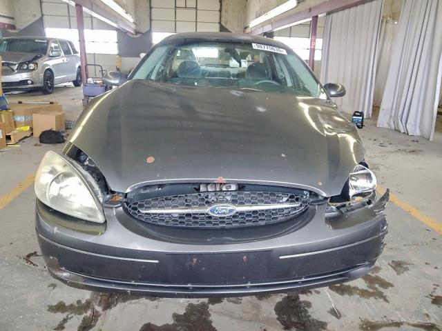 Ford Taurus Se Image 10