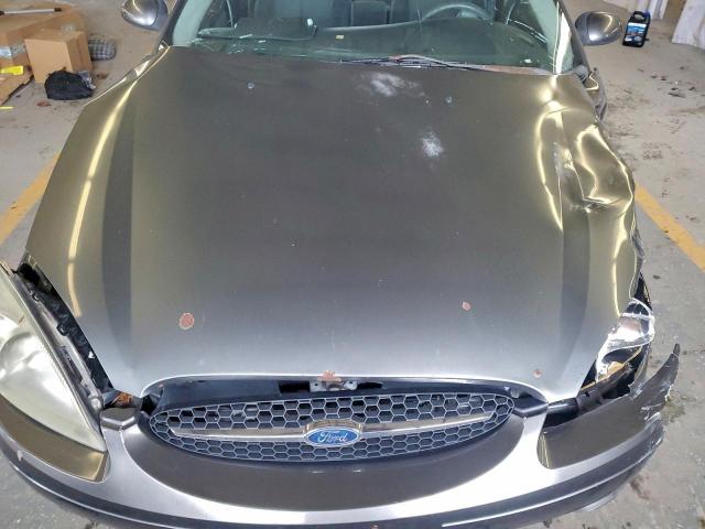 Ford Taurus Se Image 9