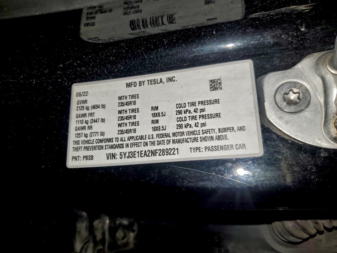 Tesla Model 3 Image 11